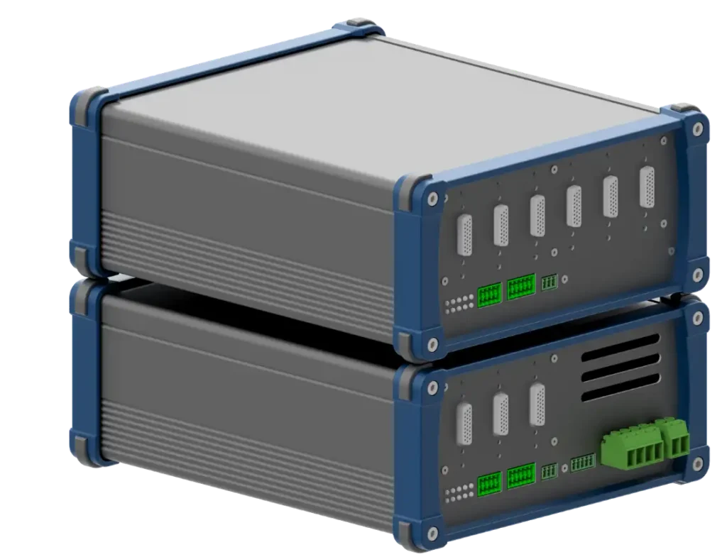 EIn Stapel aus es:mod Datenaqkuise (DAQ) Geräten
